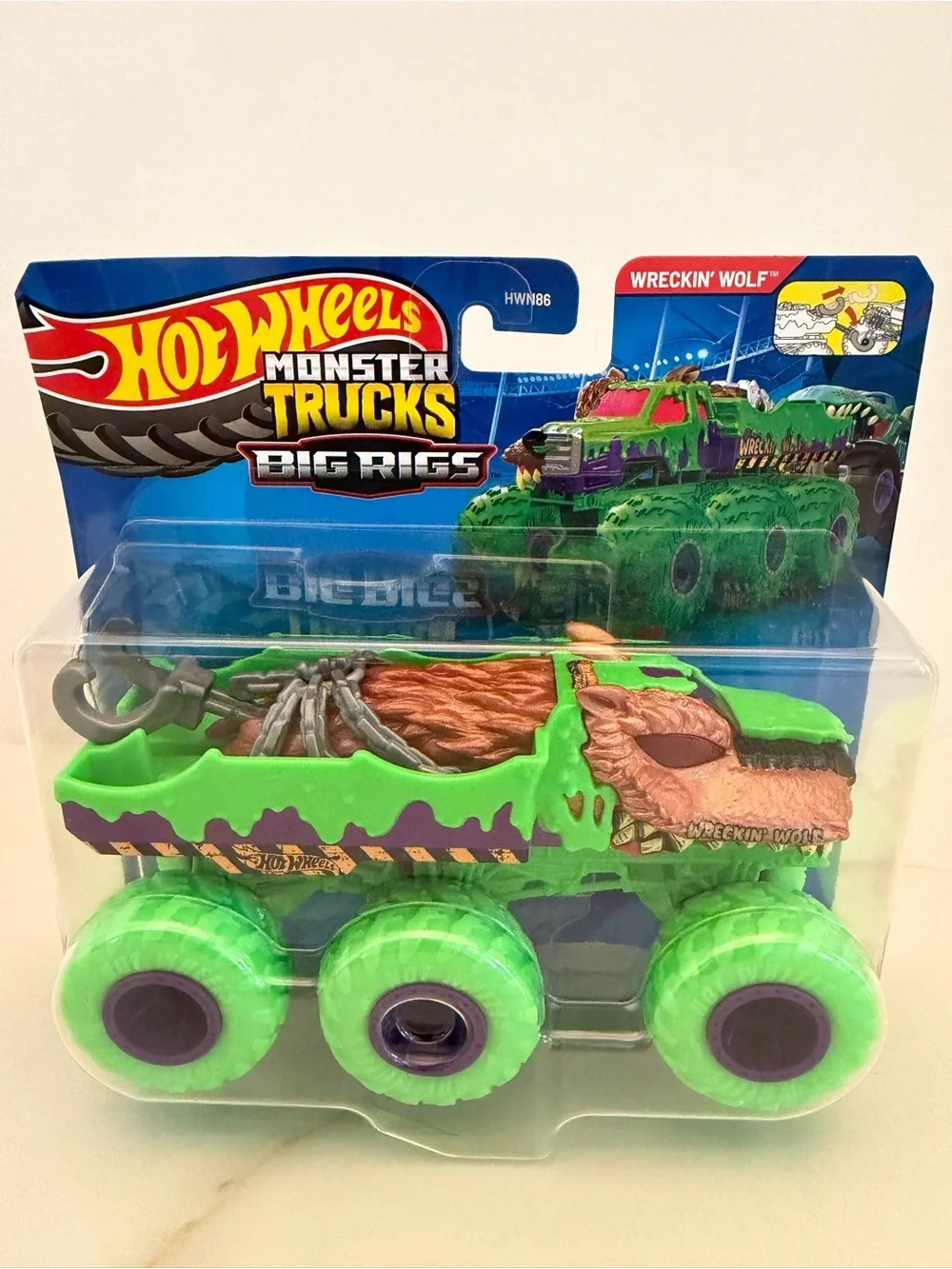 2026 Hot Wheels Monster Trucks Big Rigs WRECKIN’ WOLF Mattel